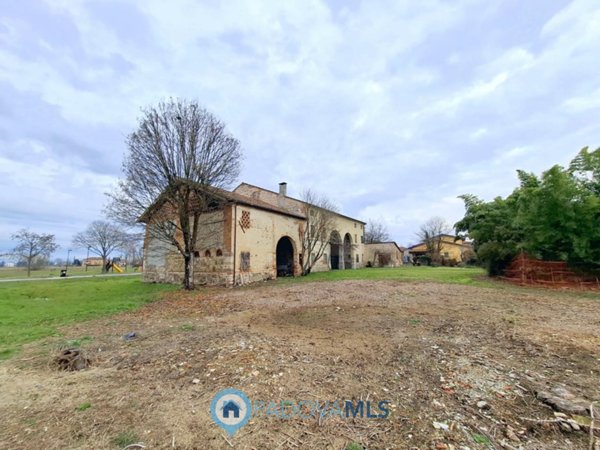casa indipendente in vendita a Rovolon in zona Bastia