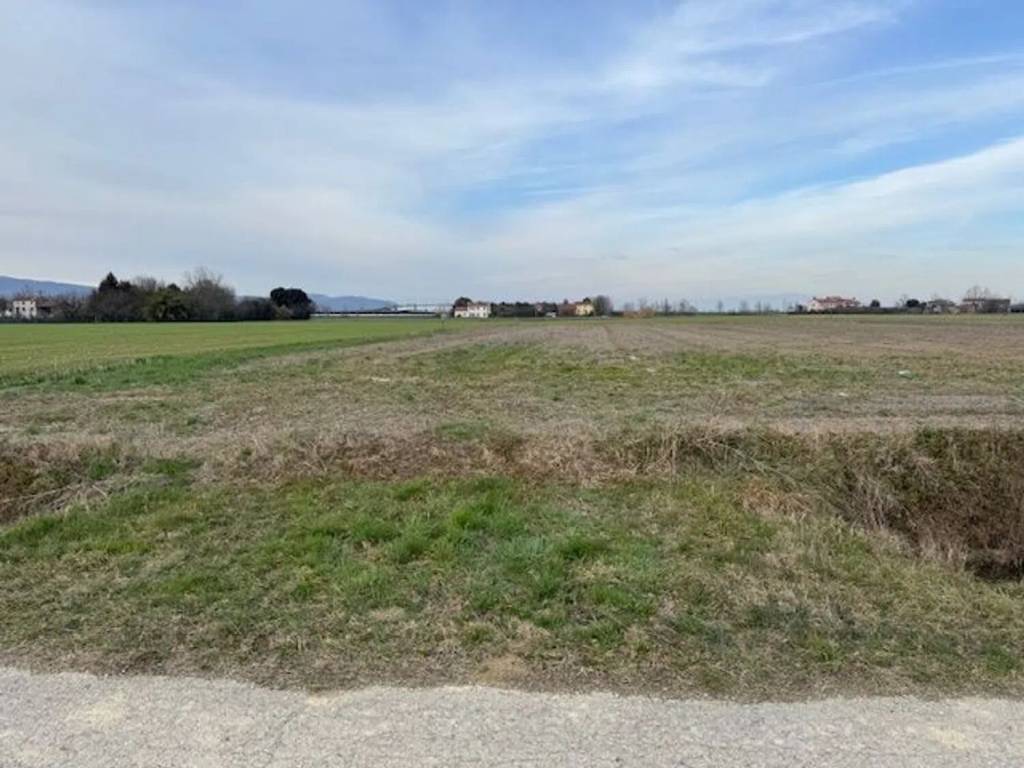 terreno in vendita a Rovolon in zona Bastia