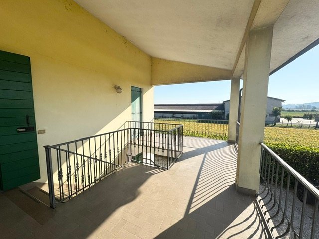casa indipendente in vendita a Rovolon in zona Bastia