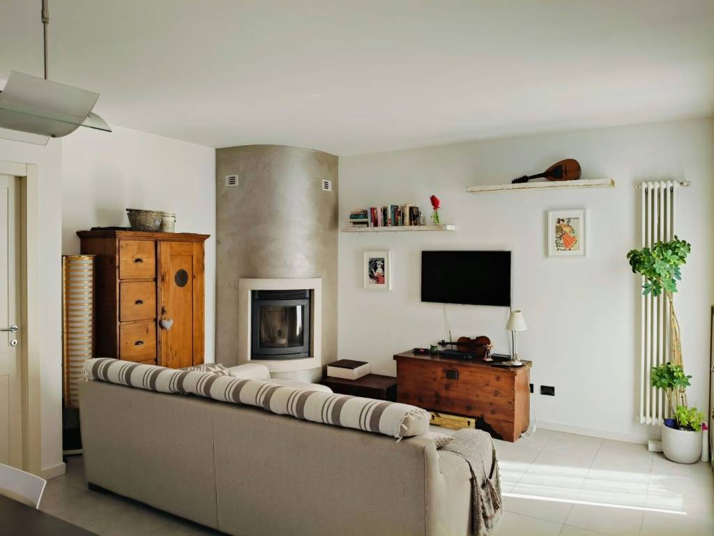 casa indipendente in vendita a Rovolon in zona Bastia