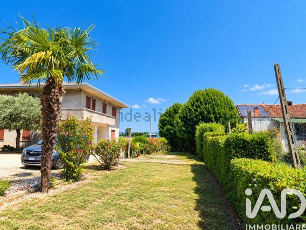 casa indipendente in vendita a Rovolon in zona Bastia