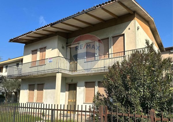 casa indipendente in vendita a Rubano