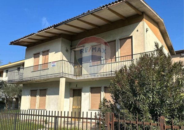 casa indipendente in vendita a Rubano