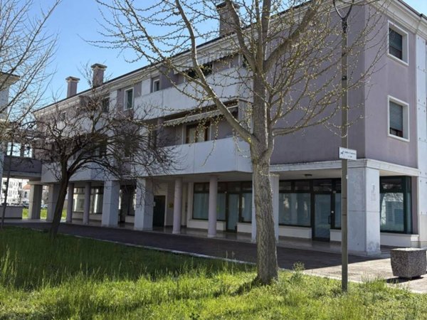 negozio in vendita a Rubano