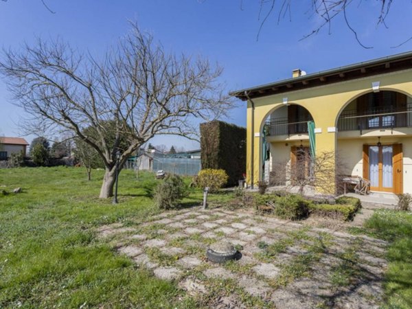 casa indipendente in vendita a Rubano in zona Villaguattera