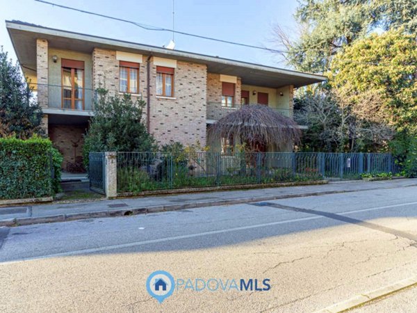 casa indipendente in vendita a Rubano in zona Sarmeola