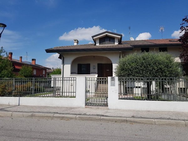 casa indipendente in vendita a Rubano