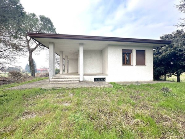 casa indipendente in vendita a Rubano in zona Villaguattera