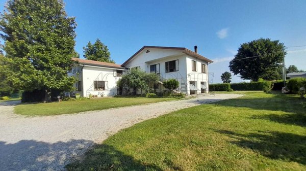 casa indipendente in vendita a Rubano in zona Sarmeola