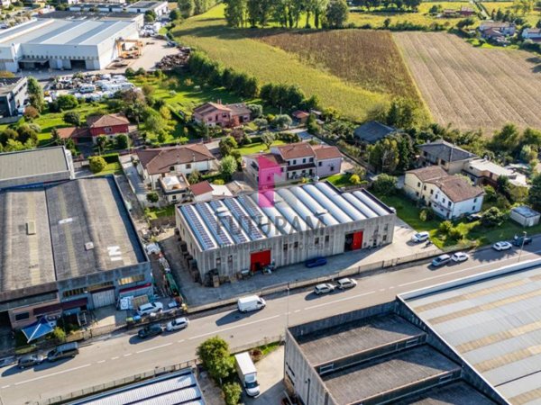 locale di sgombero in vendita a Rubano