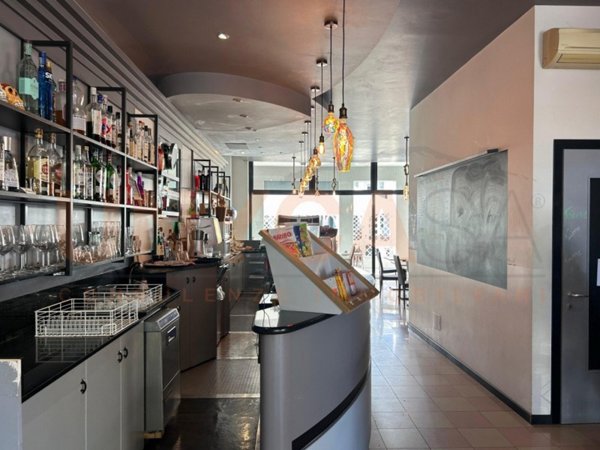 negozio in vendita a Rubano in zona Sarmeola