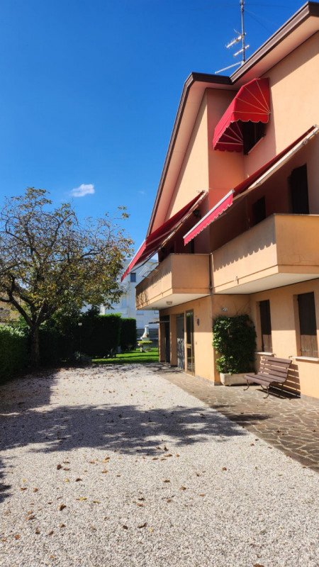 casa indipendente in vendita a Rubano in zona Sarmeola