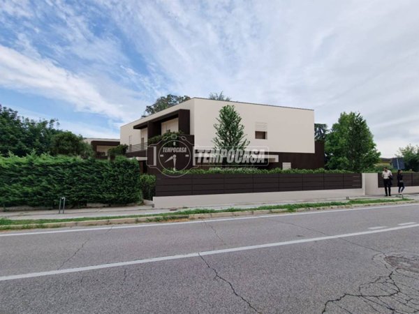 casa indipendente in vendita a Rubano in zona Sarmeola