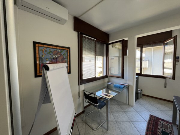 ufficio in vendita a Rubano in zona Sarmeola