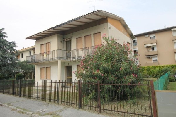 casa indipendente in vendita a Rubano