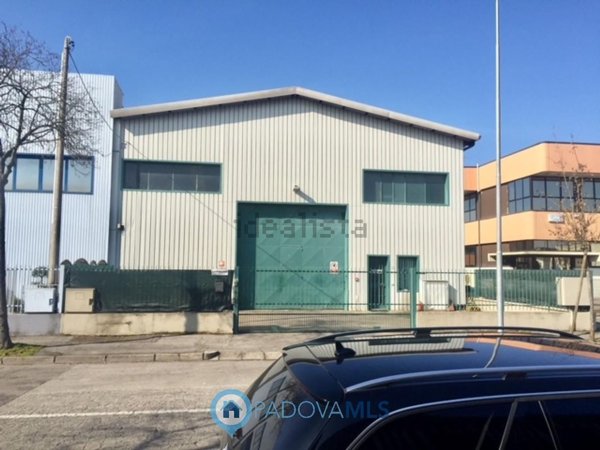 capannone in vendita a Rubano