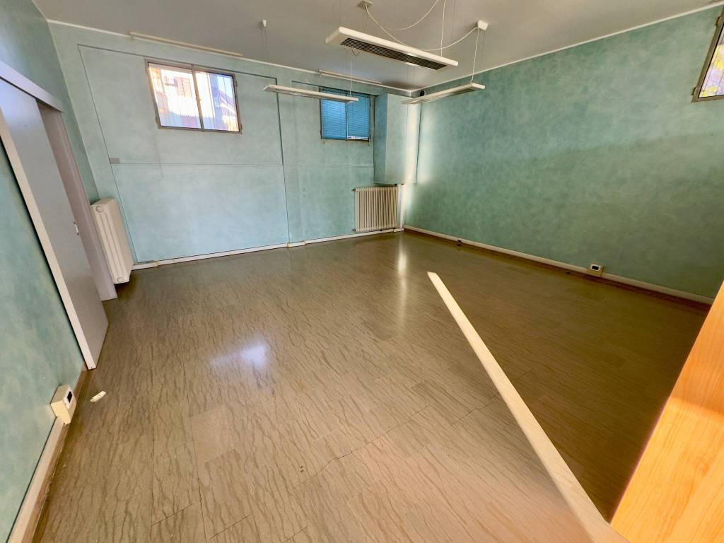 negozio in vendita a Rubano in zona Sarmeola