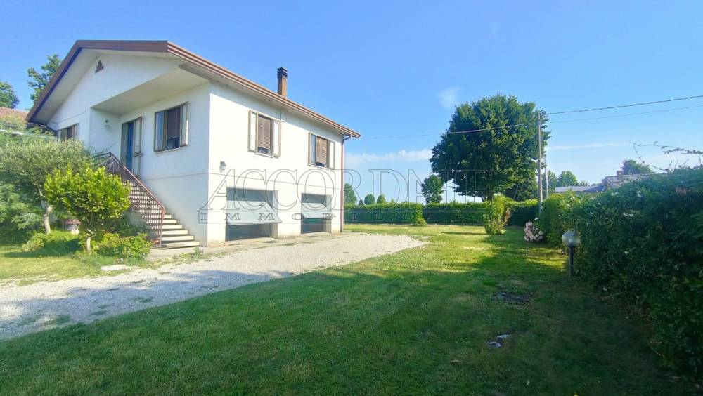 casa indipendente in vendita a Rubano in zona Villaguattera