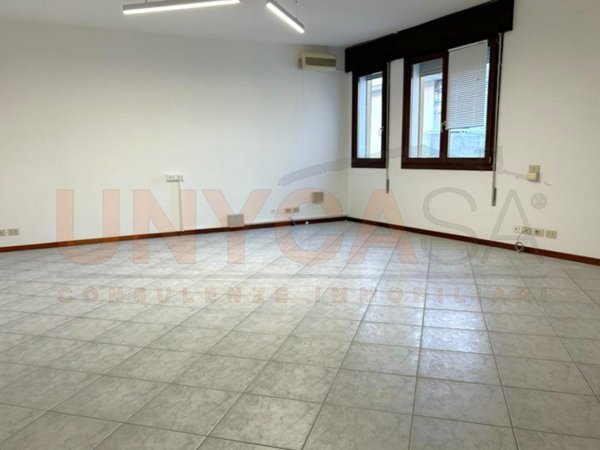 ufficio in vendita a Rubano in zona Sarmeola