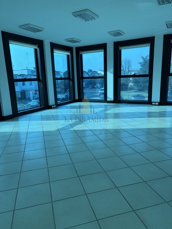 ufficio in vendita a Rubano in zona Sarmeola