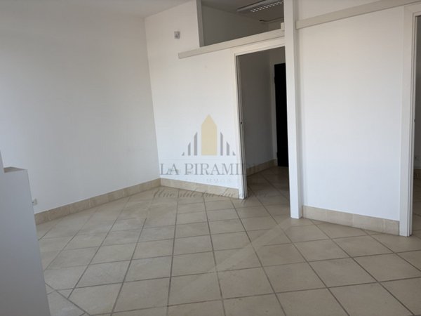 ufficio in vendita a Rubano in zona Sarmeola