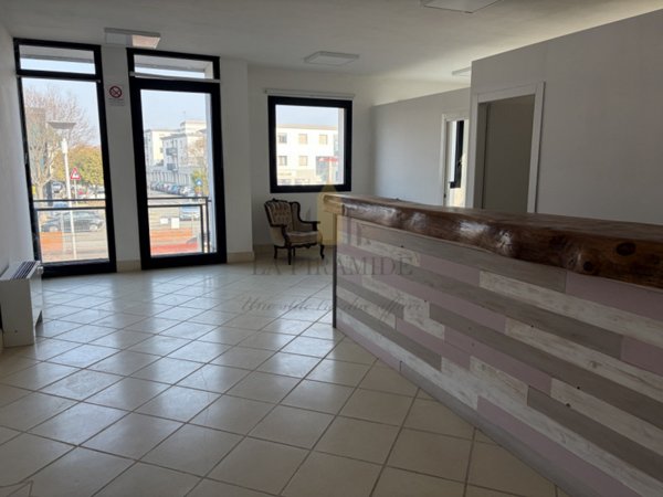 ufficio in vendita a Rubano in zona Sarmeola