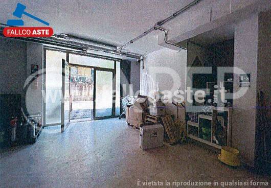 locale commerciale in vendita a Rubano in zona Sarmeola