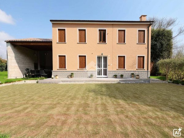 casa indipendente in vendita a Rubano in zona Villaguattera