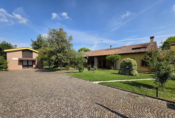 casa indipendente in vendita a Rubano in zona Bosco