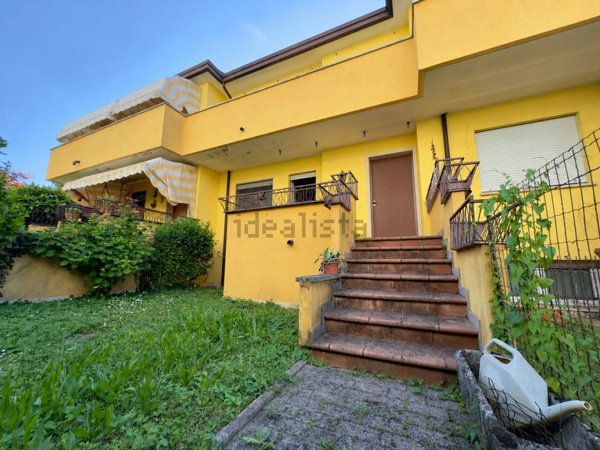 casa indipendente in vendita a Rubano in zona Sarmeola