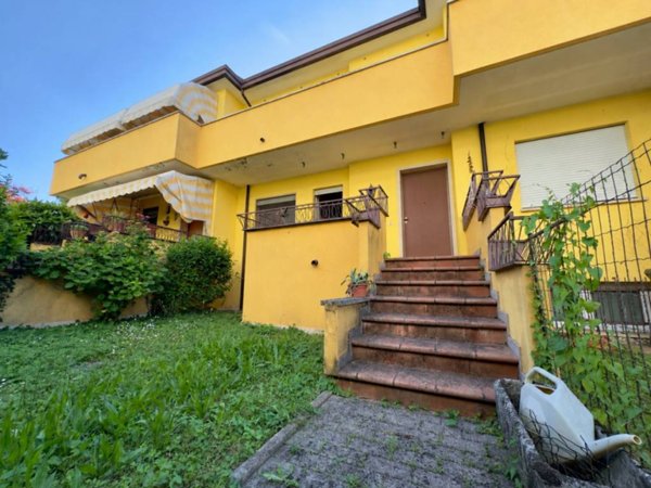 casa indipendente in vendita a Rubano in zona Sarmeola
