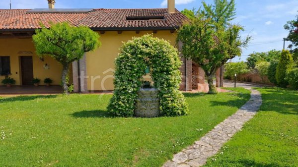 casa indipendente in vendita a Rubano in zona Bosco