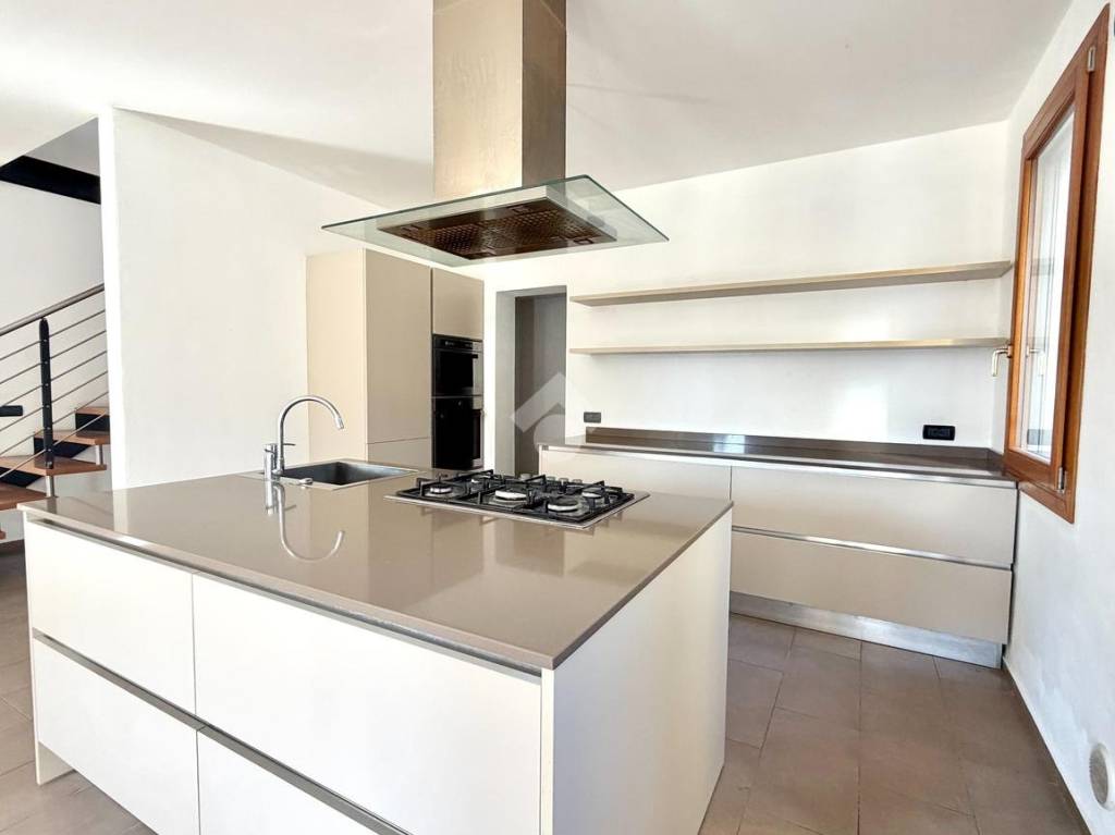 casa indipendente in vendita a Rubano in zona Bosco
