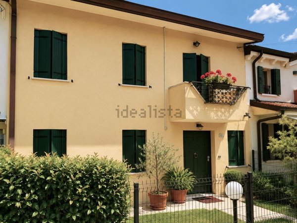 casa semindipendente in vendita a Rubano in zona Bosco