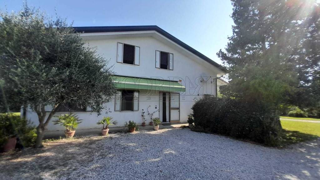 casa indipendente in vendita a Rubano in zona Villaguattera