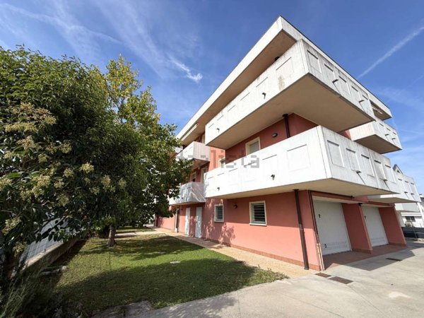 appartamento in vendita a Rubano in zona Sarmeola