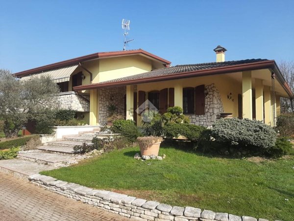 casa indipendente in vendita a Saccolongo