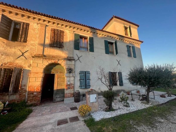 casa indipendente in vendita a Saccolongo