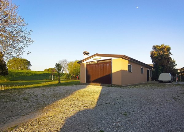 locale di sgombero in vendita a Saccolongo