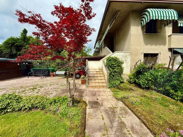 casa indipendente in vendita a Saccolongo