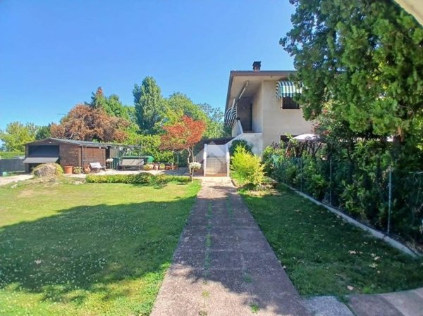 casa indipendente in vendita a Saccolongo