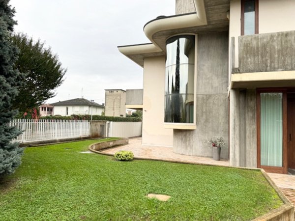 casa indipendente in vendita a Saccolongo