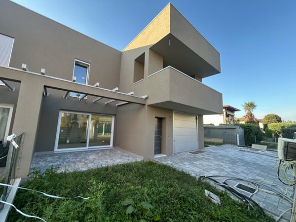 casa indipendente in vendita a Saccolongo