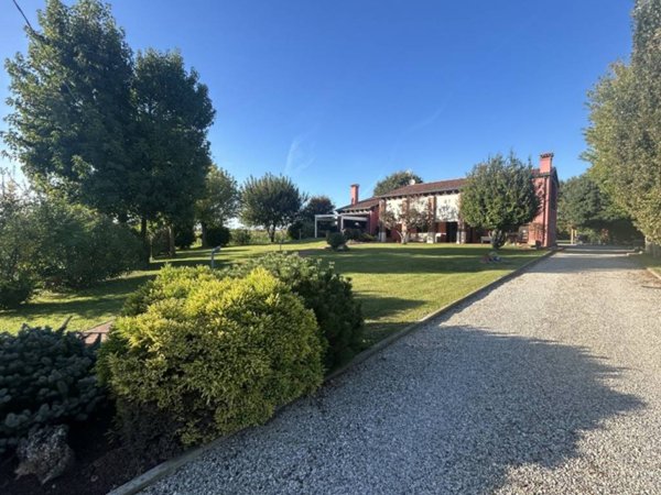 casa indipendente in vendita a Saccolongo