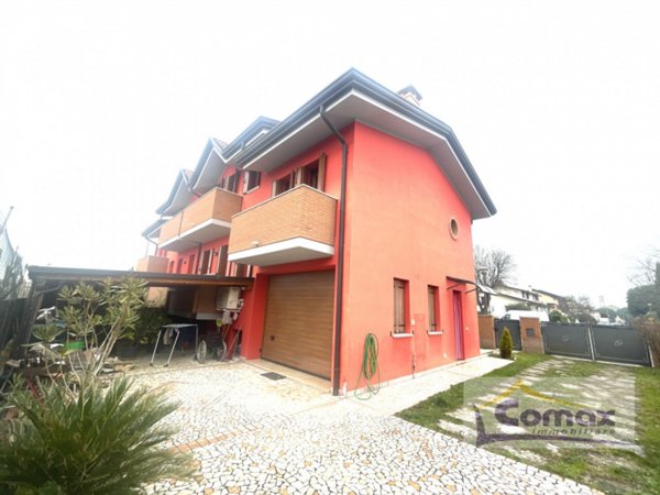 casa indipendente in vendita a Saccolongo