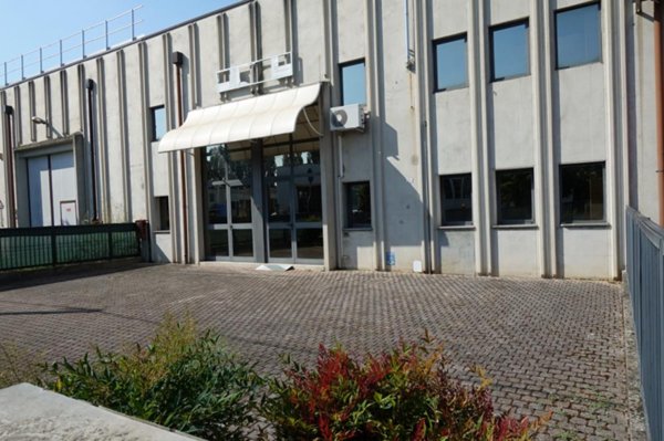 locale di sgombero in vendita a Saccolongo