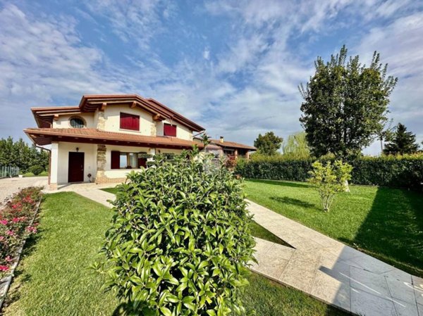 casa indipendente in vendita a Saccolongo