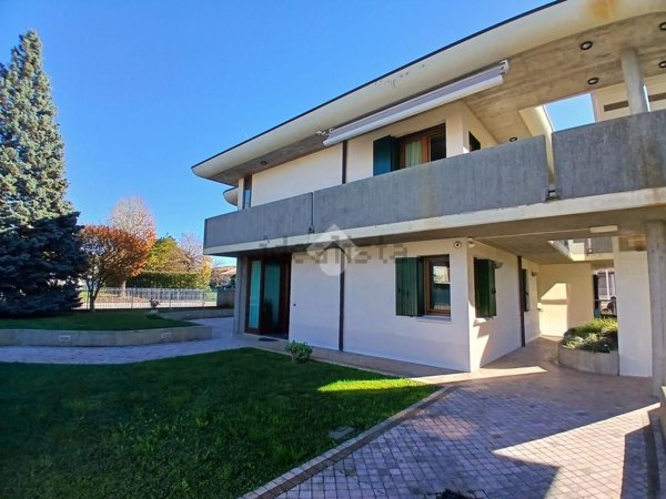 casa indipendente in vendita a Saccolongo