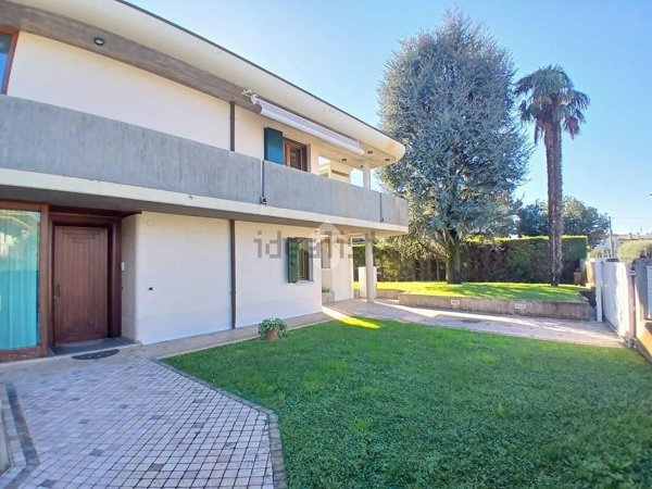 casa indipendente in vendita a Saccolongo