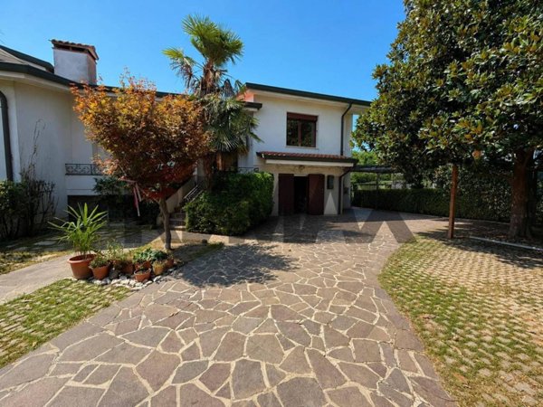 casa indipendente in vendita a Saccolongo in zona Creòla